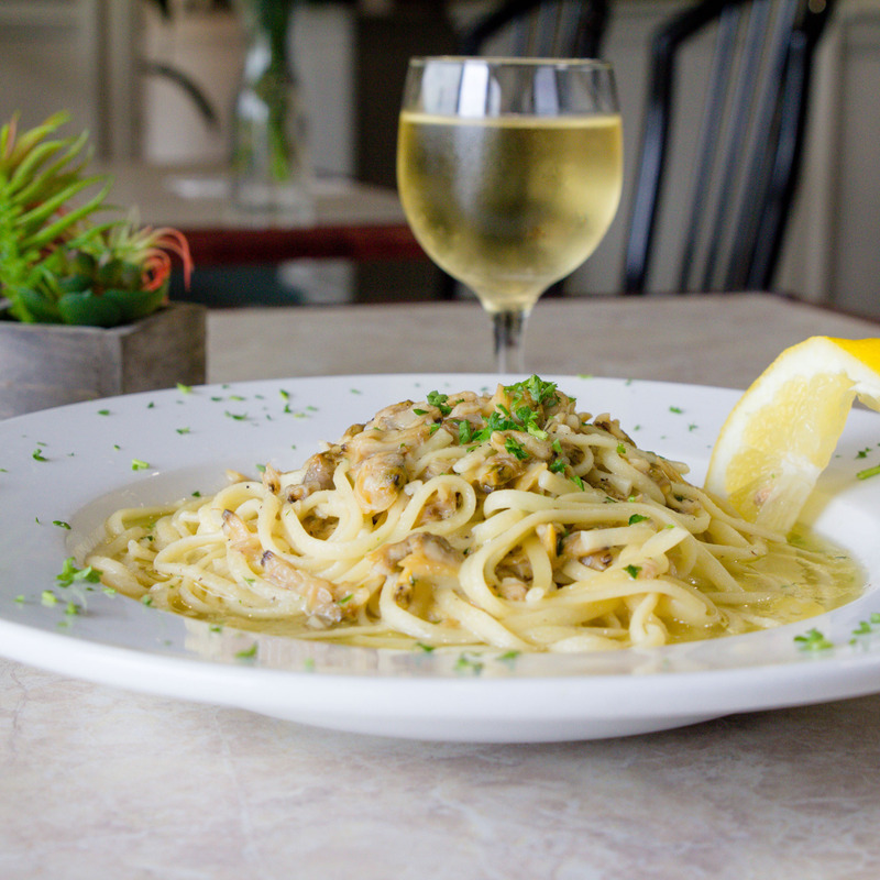 Borrelli's Pizza & Italian Food Encinitas, Encinitas, CA