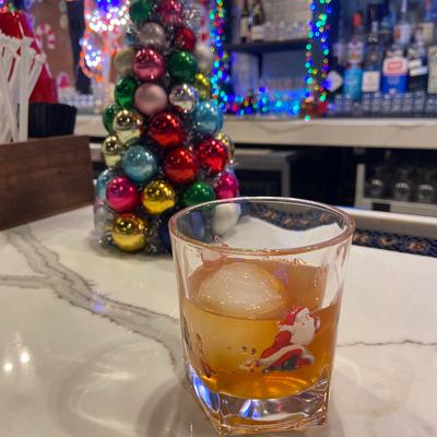 A drink, decorations