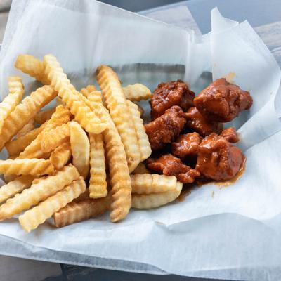 Buffalo Boneless Wings, served.