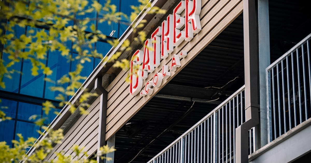 3D lettering sign
