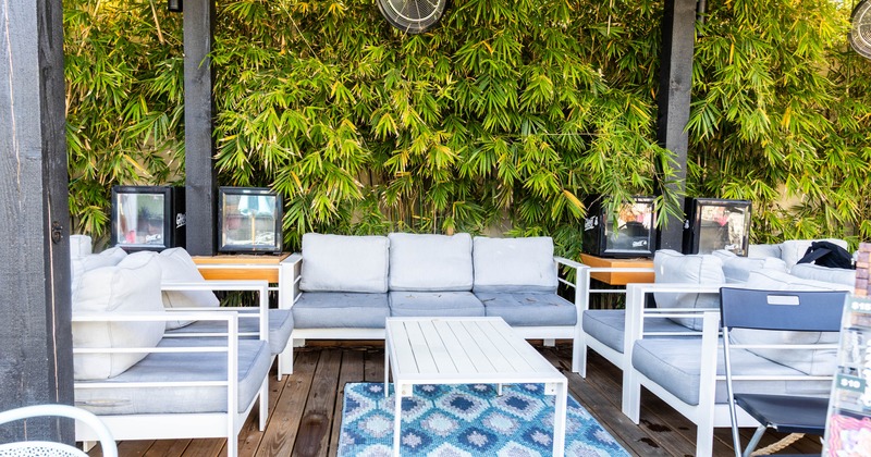 exterior seating area