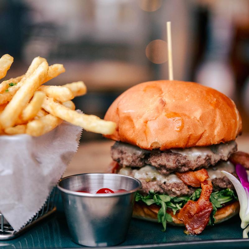 Bacon-Jalapeno Burger photo