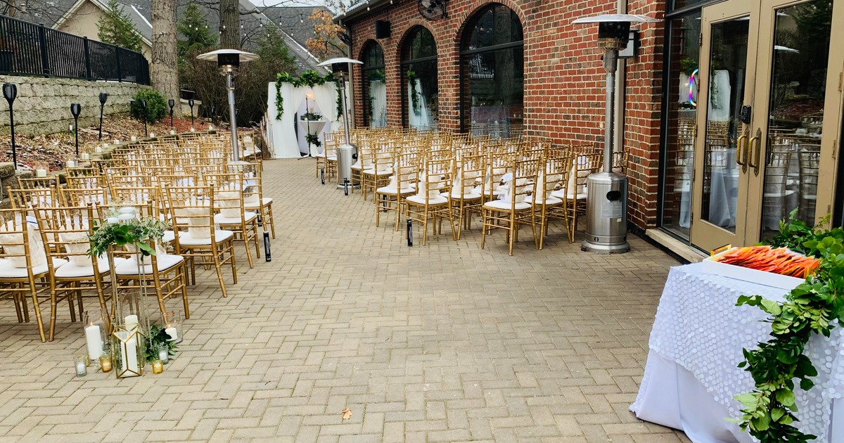 Outdoor wedding venue