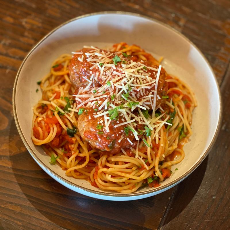 Spaghetti con Polpette photo