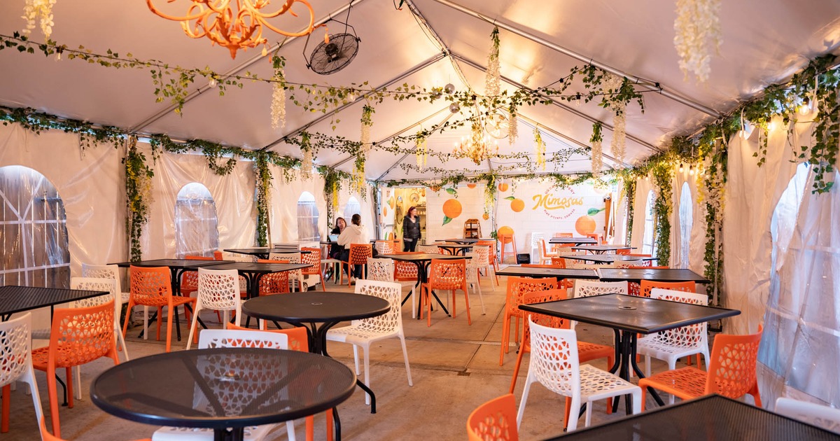 Restaurant dining area