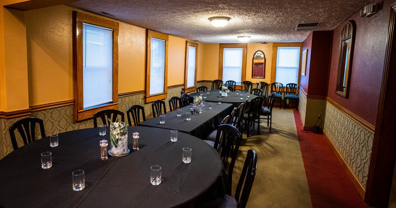 Interior, banquet room