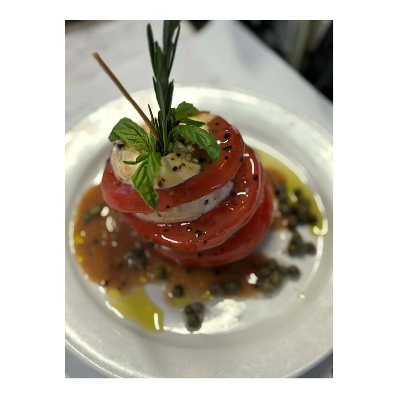 Mozzarella Caprese photo