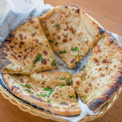 A basket of naan bread.