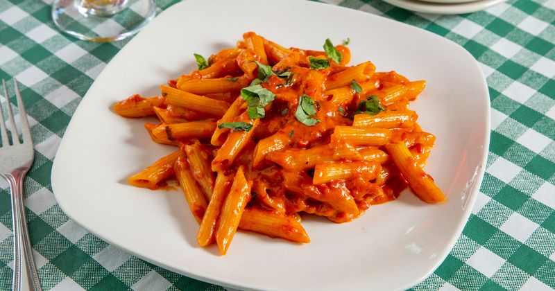 Pasta with red sauce