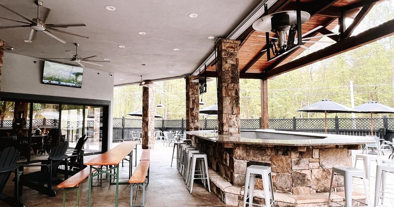 Exterior area, patio