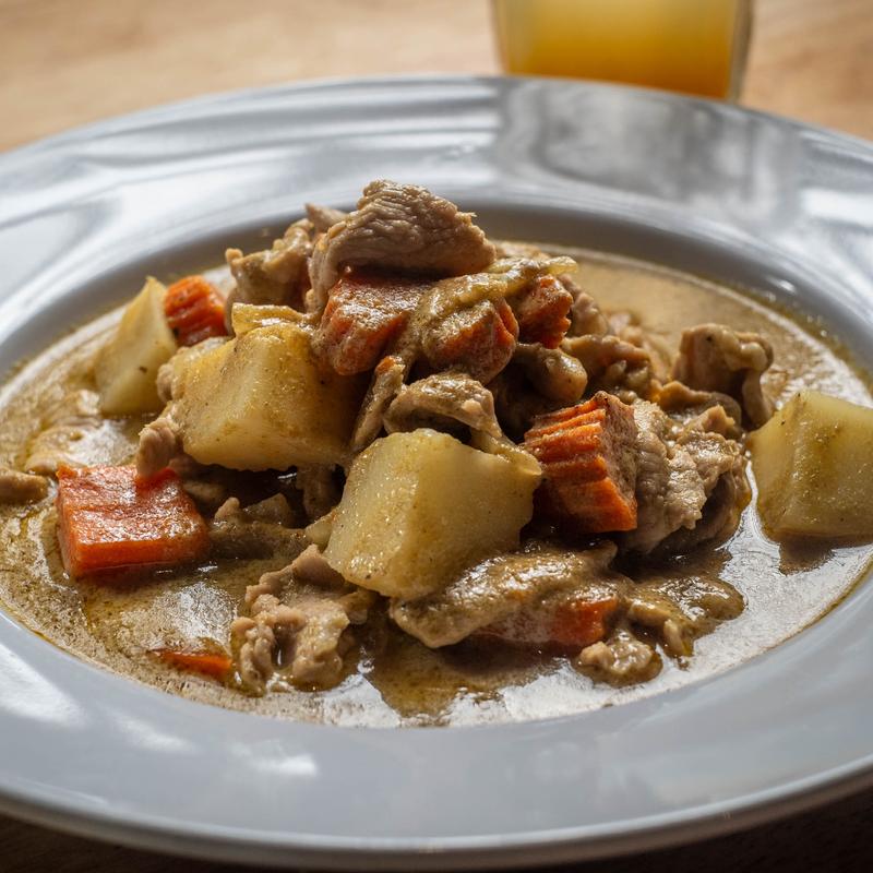 menu item 7 of 9, 53. Yellow Curry (S, V, GF)