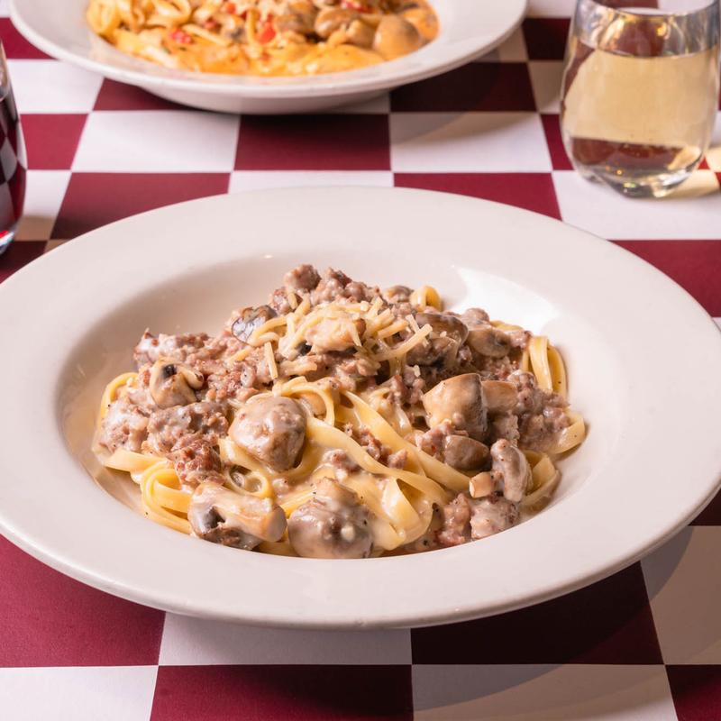 menu item 5 of 8, Italian Sausage Fettuccine
