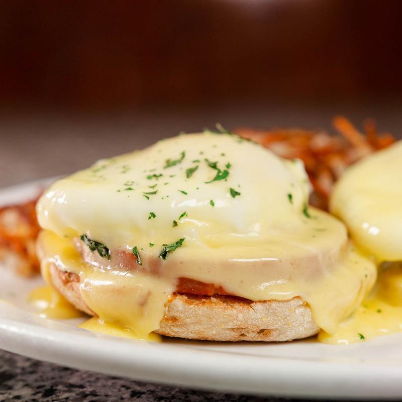 Eggs Benedict photo