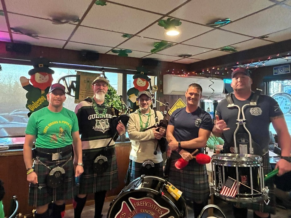 Bert's Drums and Pipes Band event photo