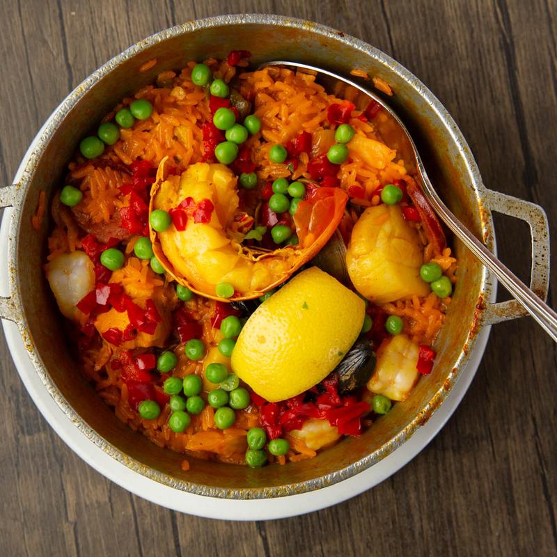 Paella Valenciana photo