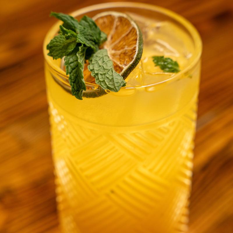 menu item 18 of 19, Mango Mint Refresher