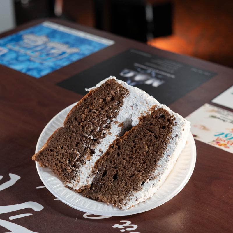 menu item 11 of 11, Hershey Bar Cake