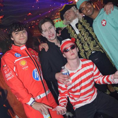 gallery photo number 388