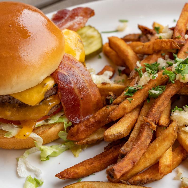 Five West Burger* photo