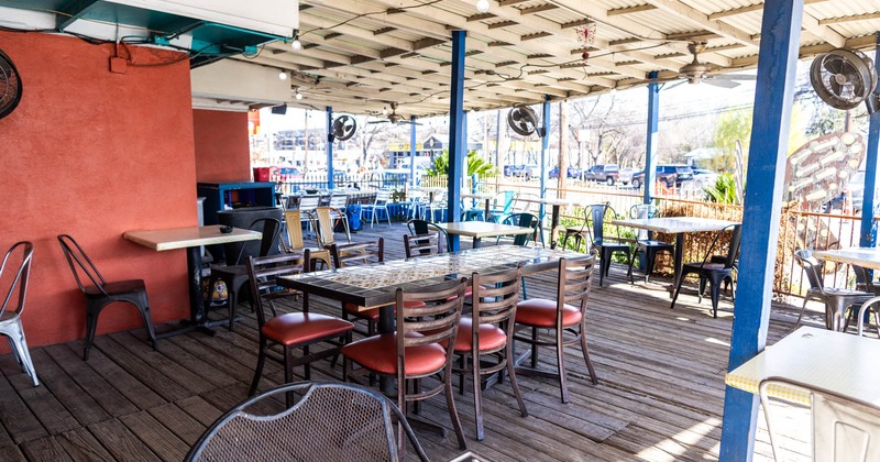 Exterior, table and chairs