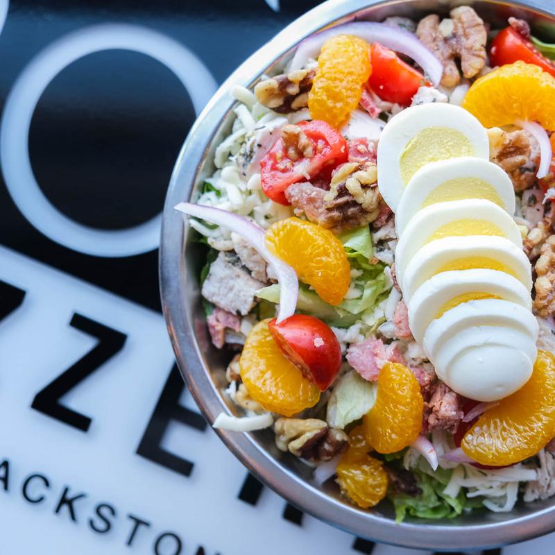 MoMo’s Famoso photo