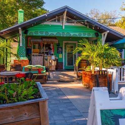 The Honu Restaurant outside.