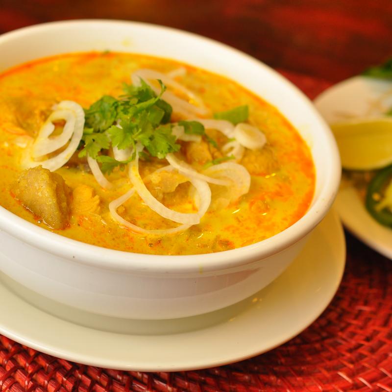 Tofu Curry Vermicelli Noodle Soup (V) photo