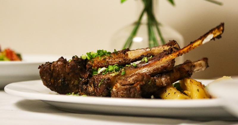 A dish of lamb chops