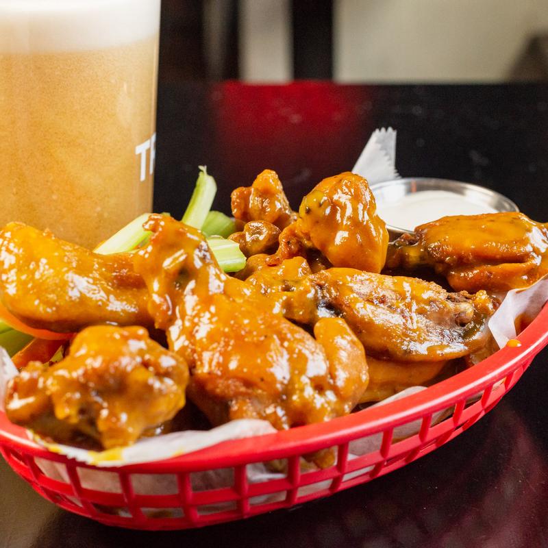Jumbo Wings photo