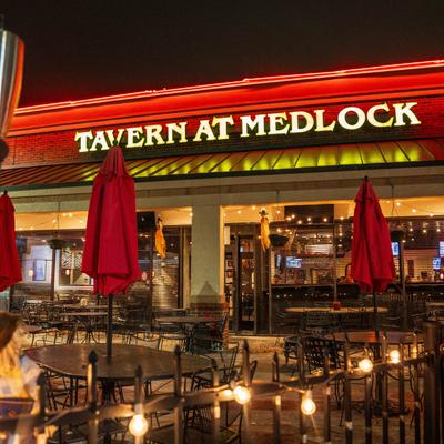 Tavern at Medlock outside.