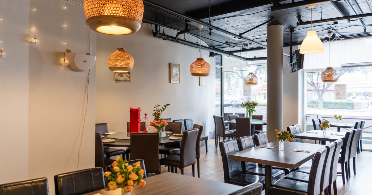 Restaurant dining area