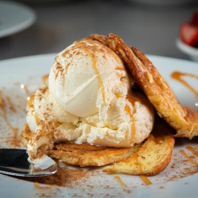 Cinnamon Carmel Sundae, close-up.