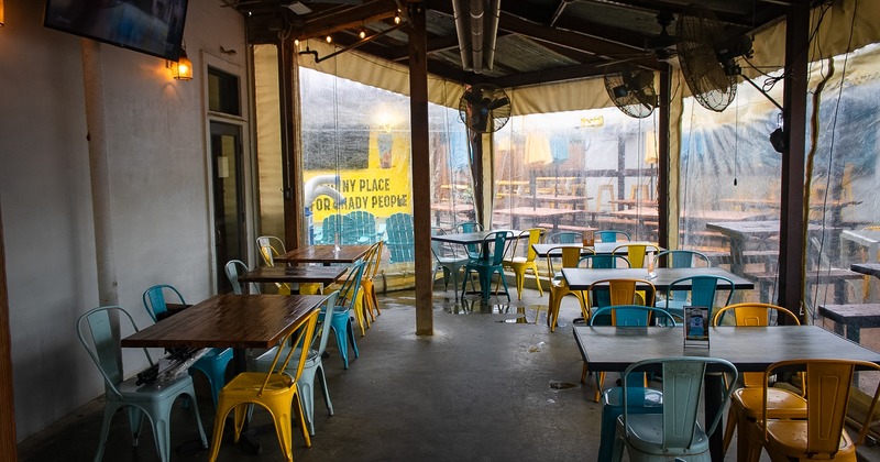 Covered patio, seating area