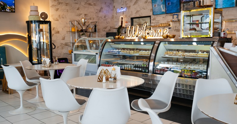 Diner table, armchairs, food counter