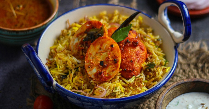 Fried rice with marinated boiled eggs