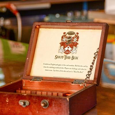 Antique Shut The Box game