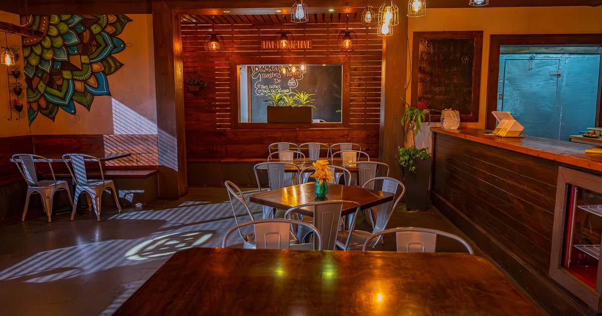 Interior, tables and chairs lined up