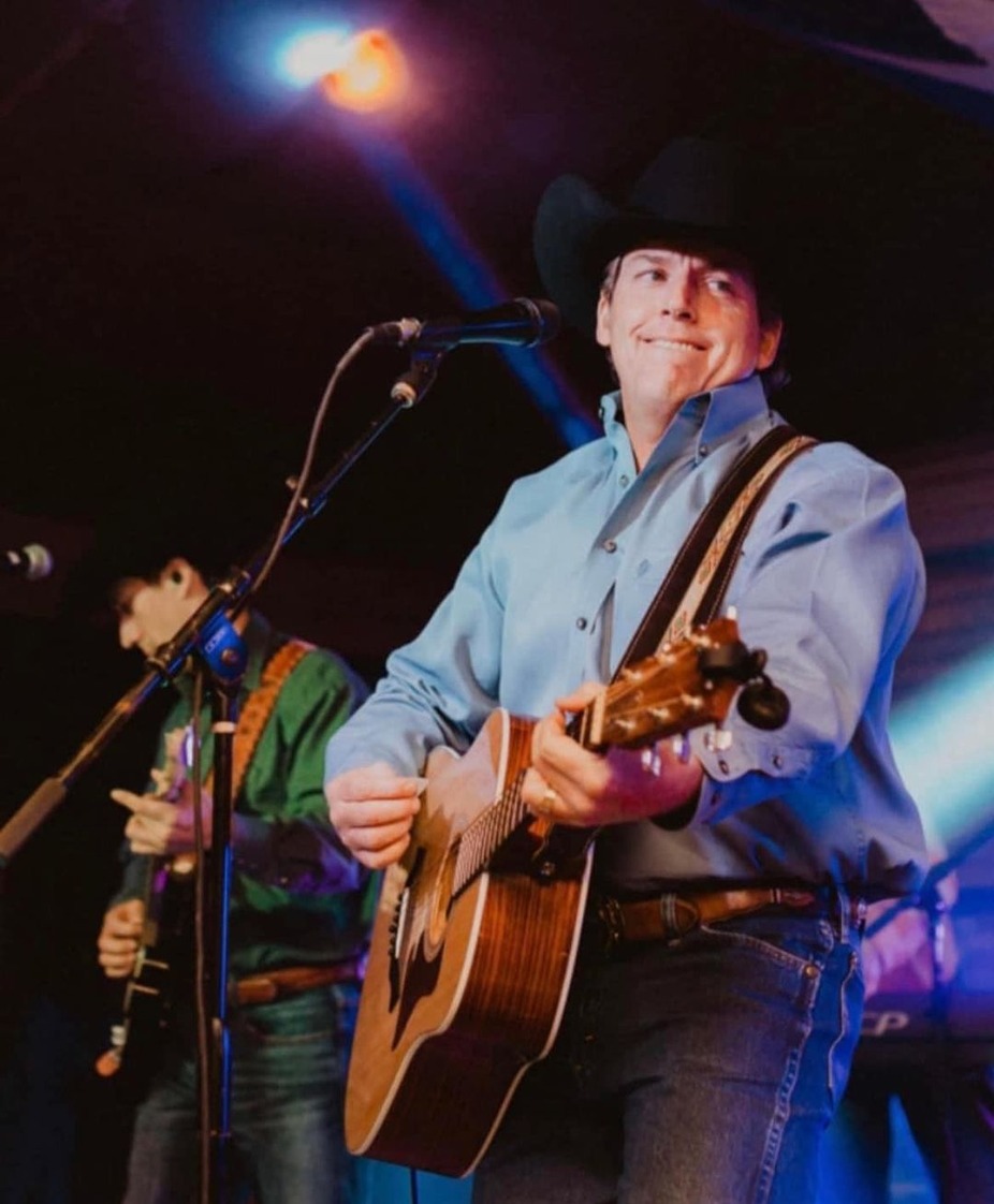 Tribute To George Strait Featuring Derek Spence event photo