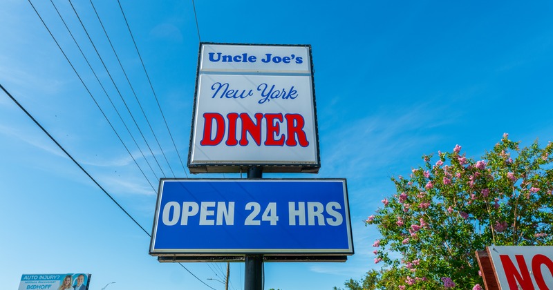 Exterior, totem sign