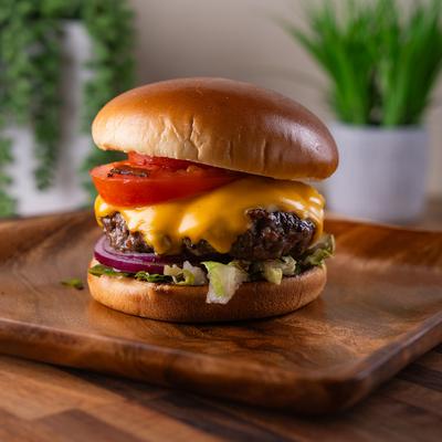 Classic cheeseburger.