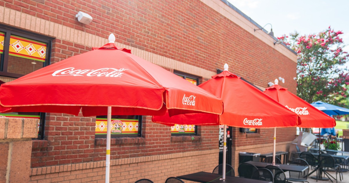 Exterior, patio, tables, chairs