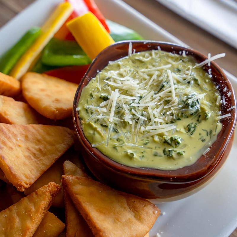 Creamy Spinach Artichoke Dip photo