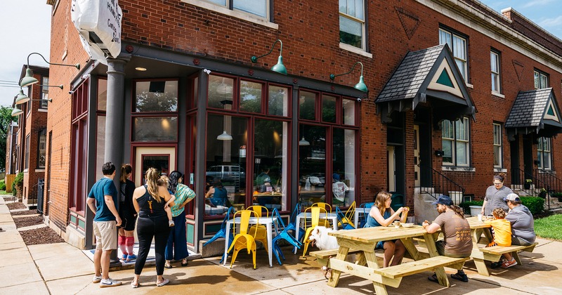 The exterior of Damn Fine Hand Pies, with an outdoor seating