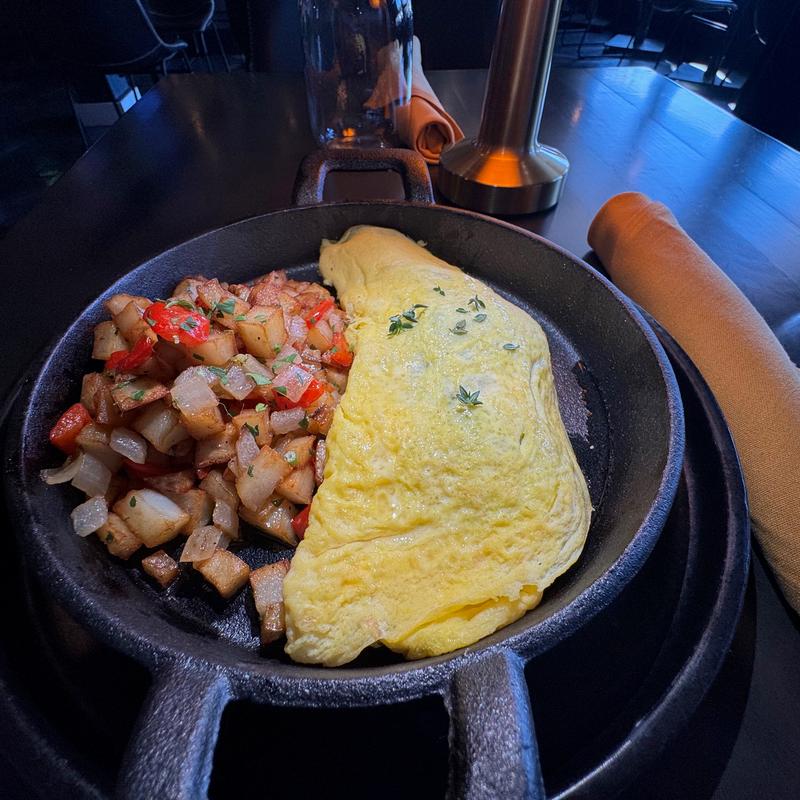 menu item 19 of 24, Build Your Own Omelet