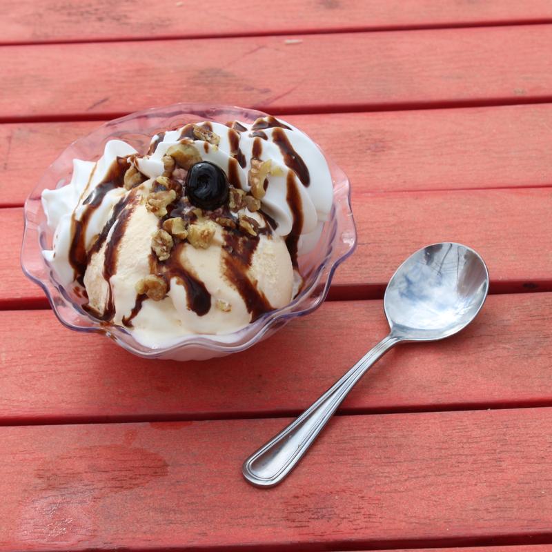 Ice Cream Sundae photo