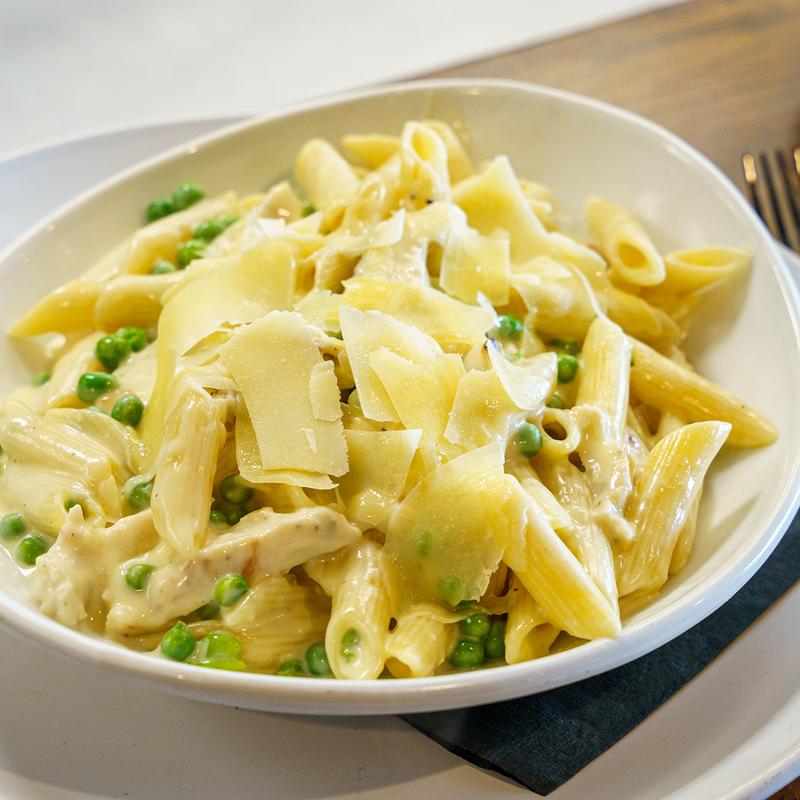 Classic Chicken Alfredo photo