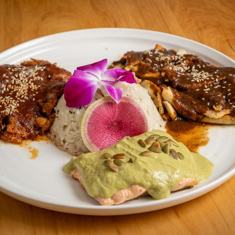 menu item 4 of 15, Trio de Mole