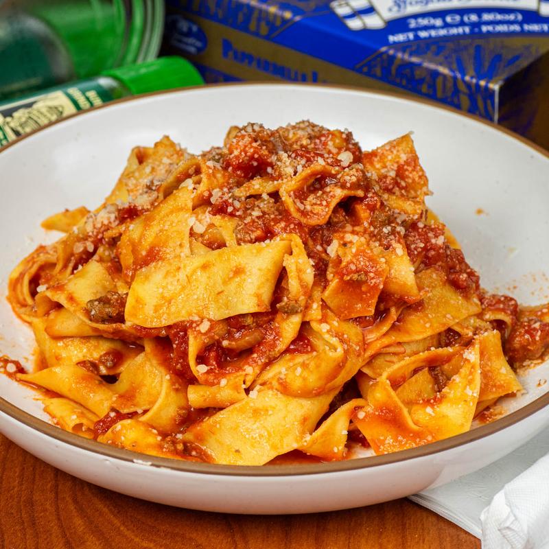 Pappardelle Bolognese photo