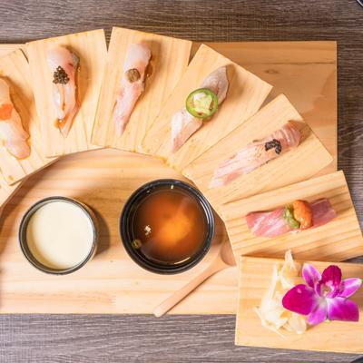 Various nigiri.