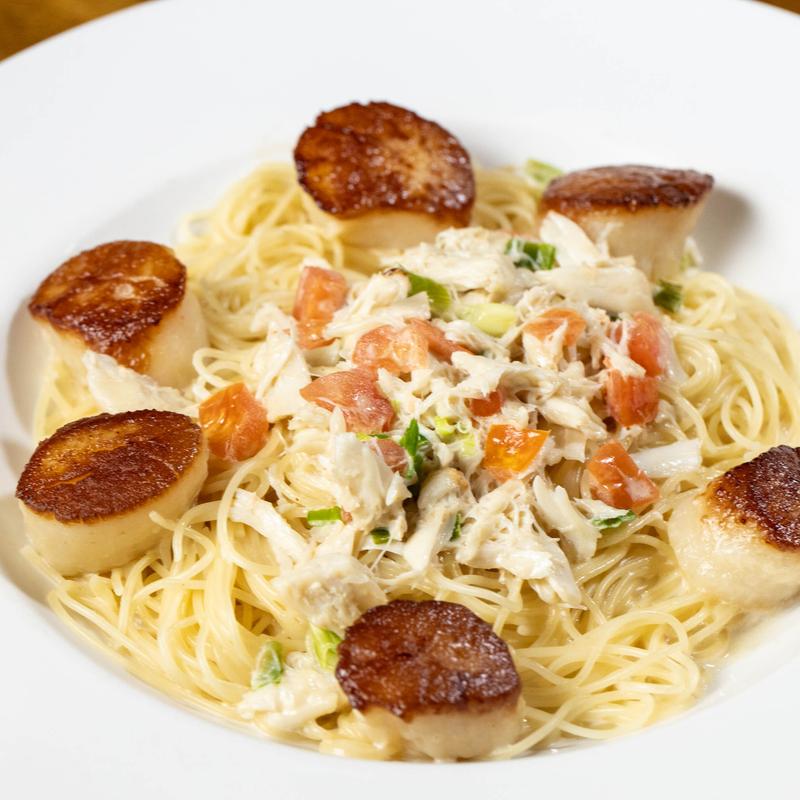 menu item 4 of 9, Seared Scallops w/ Crabmeat